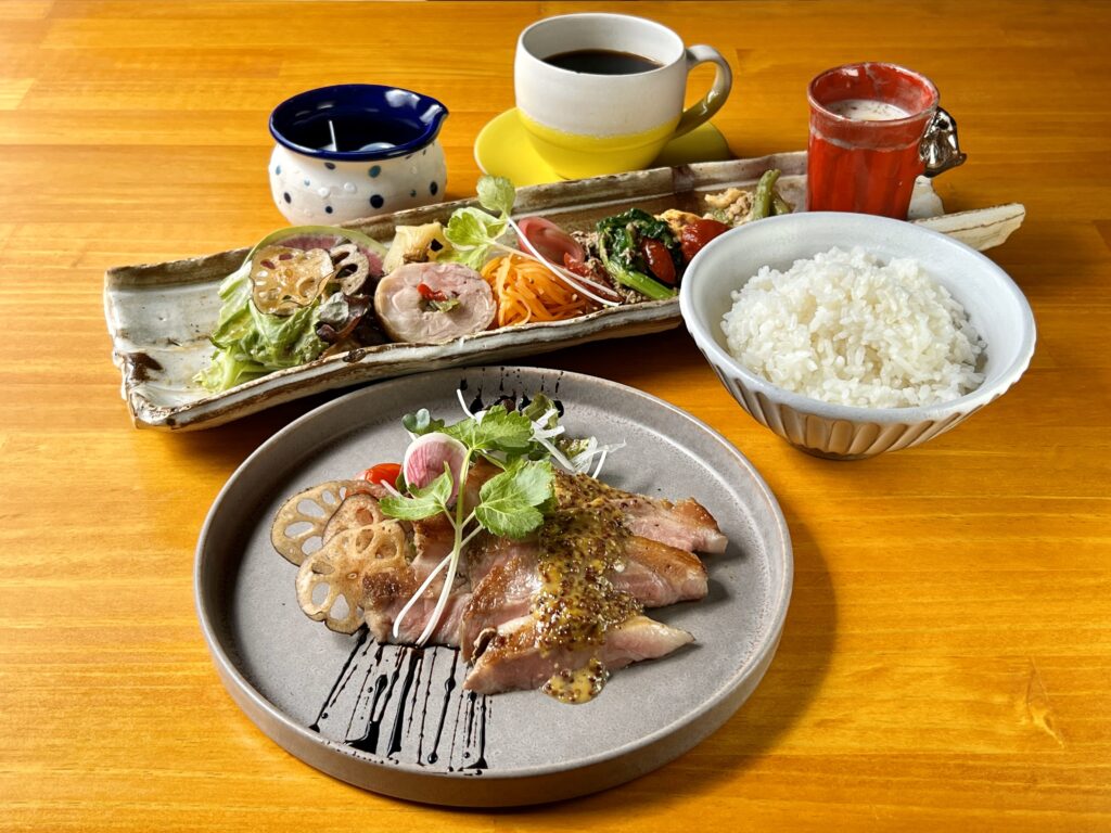 豚肩ロースのステーキランチ